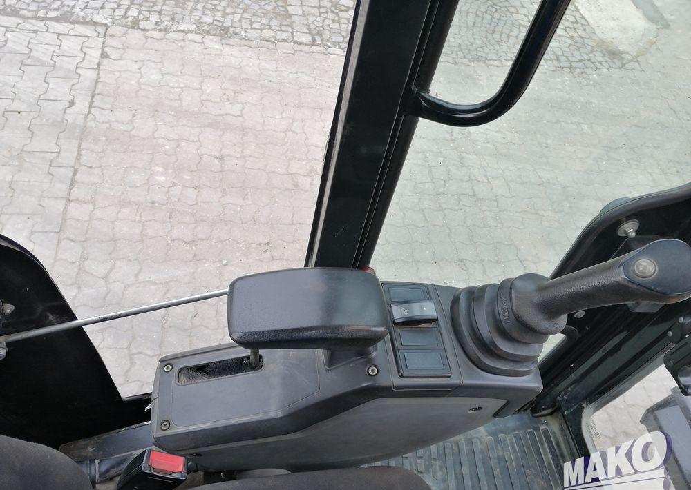 Bager guseničar Caterpillar 302.7 D CR: slika 13