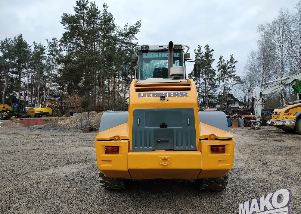 Liebherr L534 - Utovarivač točkaš: slika 4 Liebherr L534 - Utovarivač točkaš: slika 4