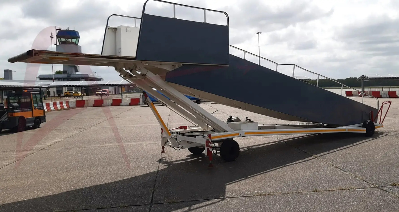 Putničke stepenice AMSS SKYWAY 96-232: slika 1