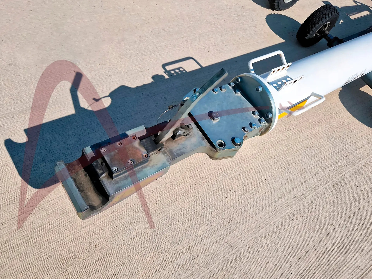 HYDRO TOWUNIV-2 - Aerodromska oprema: slika 2 HYDRO TOWUNIV-2 - Aerodromska oprema: slika 2