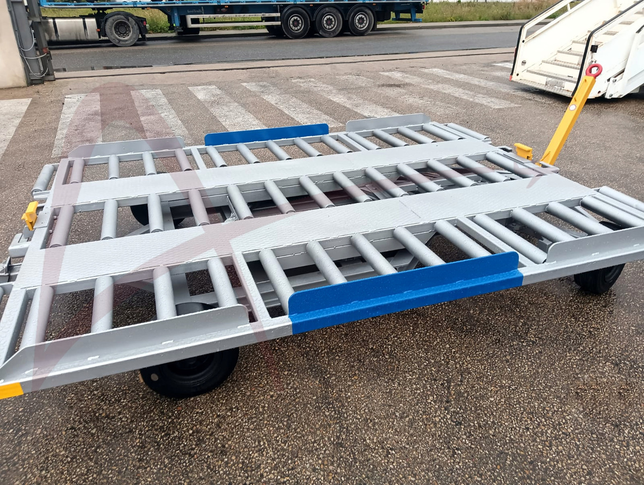 - Aerodromska oprema: slika 3 - Aerodromska oprema: slika 3