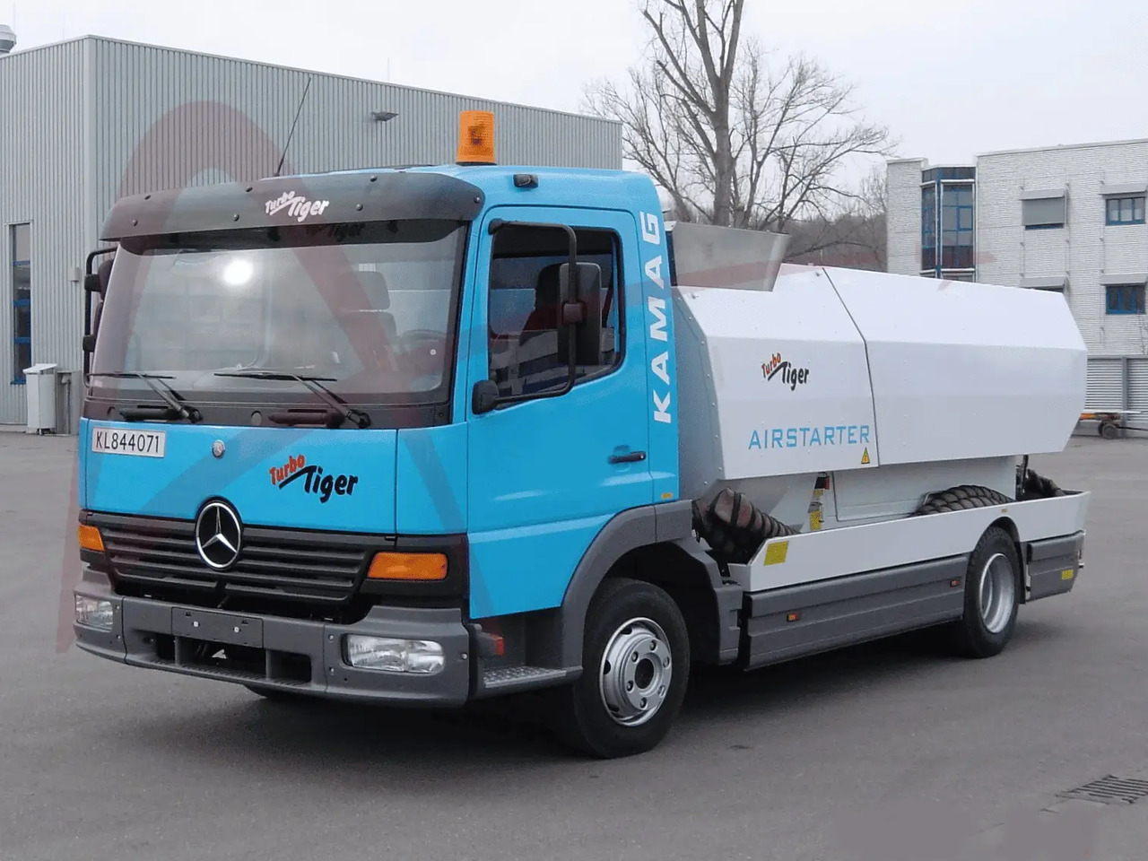 KAMAG TU-SP 850/400 - Aerodromska oprema: slika 1 KAMAG TU-SP 850/400 - Aerodromska oprema: slika 1