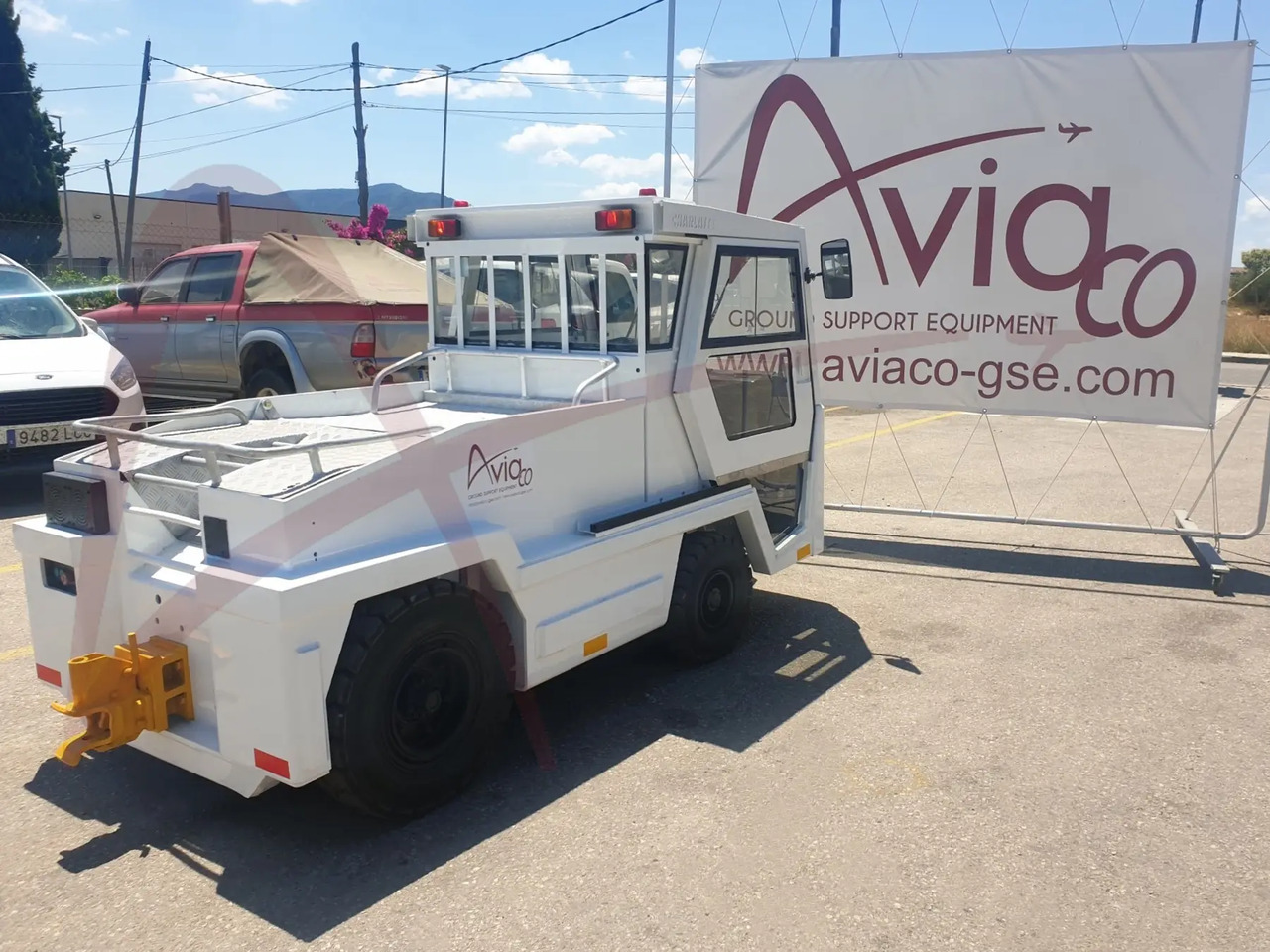 CHARLATTE T135 AC - Traktor za prtljag: slika 1 CHARLATTE T135 AC - Traktor za prtljag: slika 1