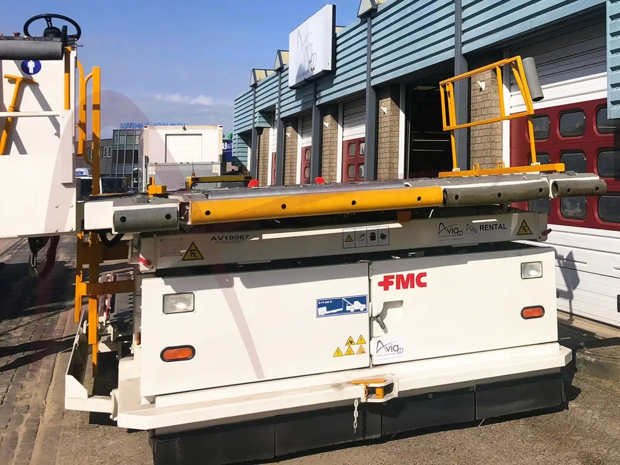 FMC COMMANDER 15iW - Utovarivač kontejnera/ Paleta: slika 1 FMC COMMANDER 15iW - Utovarivač kontejnera/ Paleta: slika 1