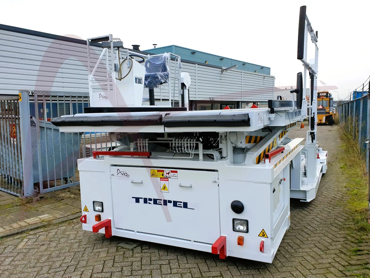 TREPEL CHAMP 70S - Utovarivač kontejnera/ Paleta: slika 2 TREPEL CHAMP 70S - Utovarivač kontejnera/ Paleta: slika 2