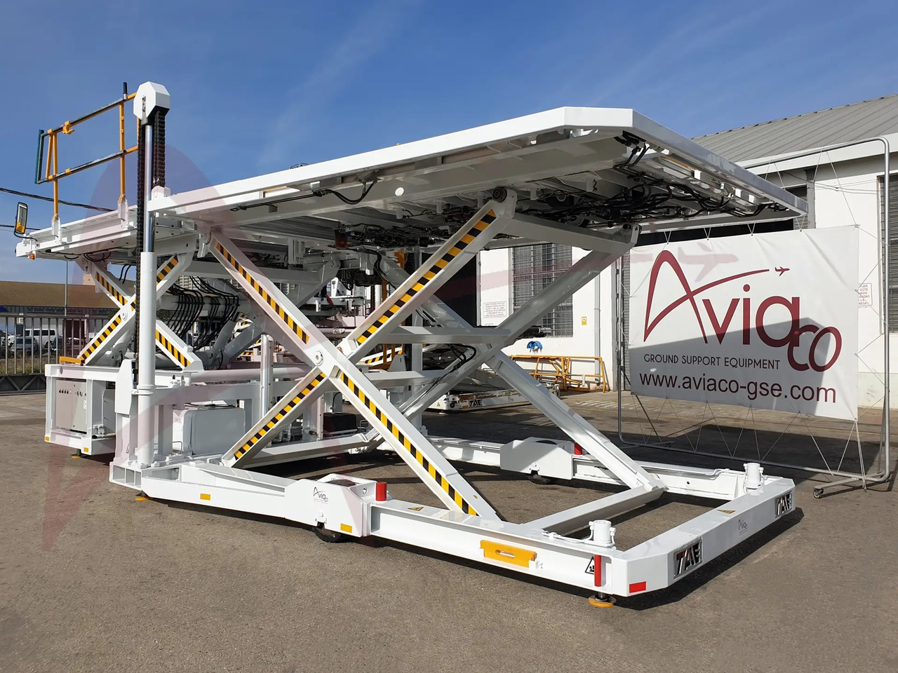 TREPEL CHAMP70W - Utovarivač kontejnera/ Paleta: slika 1 TREPEL CHAMP70W - Utovarivač kontejnera/ Paleta: slika 1