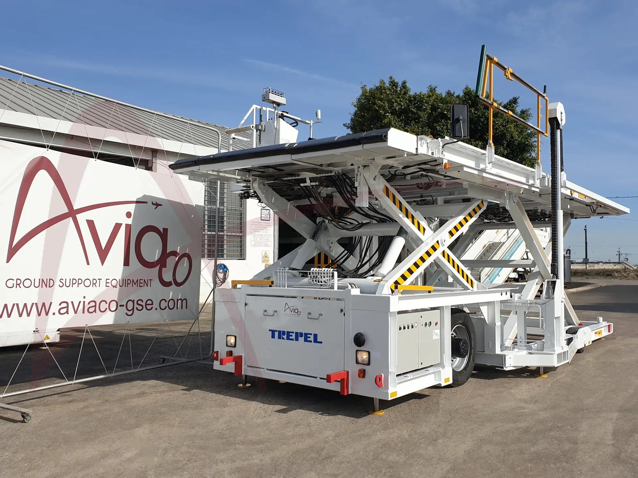TREPEL CHAMP70W - Utovarivač kontejnera/ Paleta: slika 2 TREPEL CHAMP70W - Utovarivač kontejnera/ Paleta: slika 2