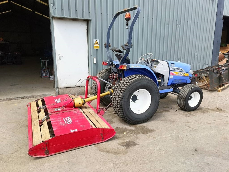 Iseki TG 5390 compacte tractor met maaier votex p12 4x4 - Mali traktor: slika 3 Iseki TG 5390 compacte tractor met maaier votex p12 4x4 - Mali traktor: slika 3