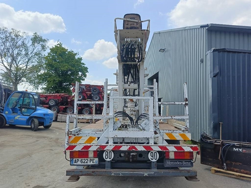 Mercedes-Benz atego risa camgrue 9501 drill boor airco incl rod - Veliki kamon za bušenje: slika 5 Mercedes-Benz atego risa camgrue 9501 drill boor airco incl rod - Veliki kamon za bušenje: slika 5
