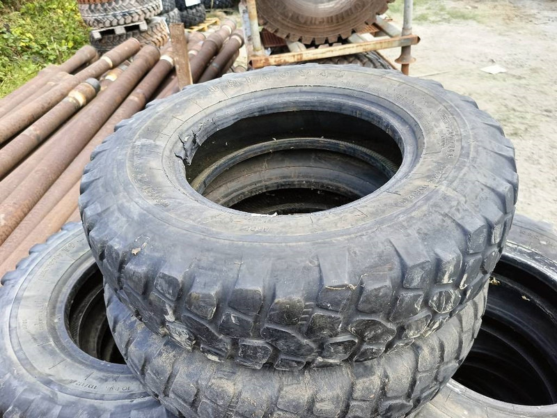 Michelin 6,50 R16 C 7,00R16 C 22/100R16 255/100R16 banden l - Gume i felne za Građevinska mašina: slika 5 Michelin 6,50 R16 C 7,00R16 C 22/100R16 255/100R16 banden l - Gume i felne za Građevinska mašina: slika 5