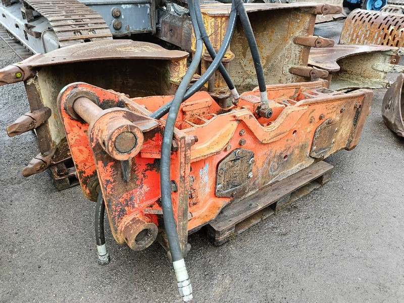 NPK E 210 GH9 hamer hammer hydraulic 18-25 ton 2000 - Hidraulični čekić za Građevinska mašina: slika 2 NPK E 210 GH9 hamer hammer hydraulic 18-25 ton 2000 - Hidraulični čekić za Građevinska mašina: slika 2