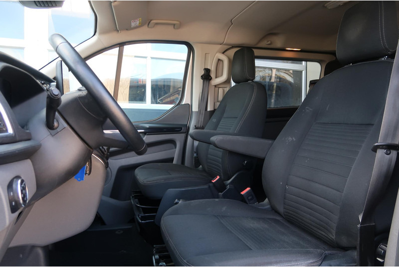 Mali kombi, Dostavno vozilo sa duplom kabinom Ford Transit Custom 300 2.0 TDCI L1H1 Limited DC AUT/ LED/ CAMERA/ 2X DEUR/ CRUISE/ AIRCO/ TREKHAAK: slika 13