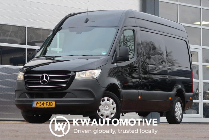 Mercedes-Benz Sprinter 317 CDI L2H2 AUT/ CAMERA/ MBUX/ CRUISE/ AIRCO - Furgon: slika 1 Mercedes-Benz Sprinter 317 CDI L2H2 AUT/ CAMERA/ MBUX/ CRUISE/ AIRCO - Furgon: slika 1