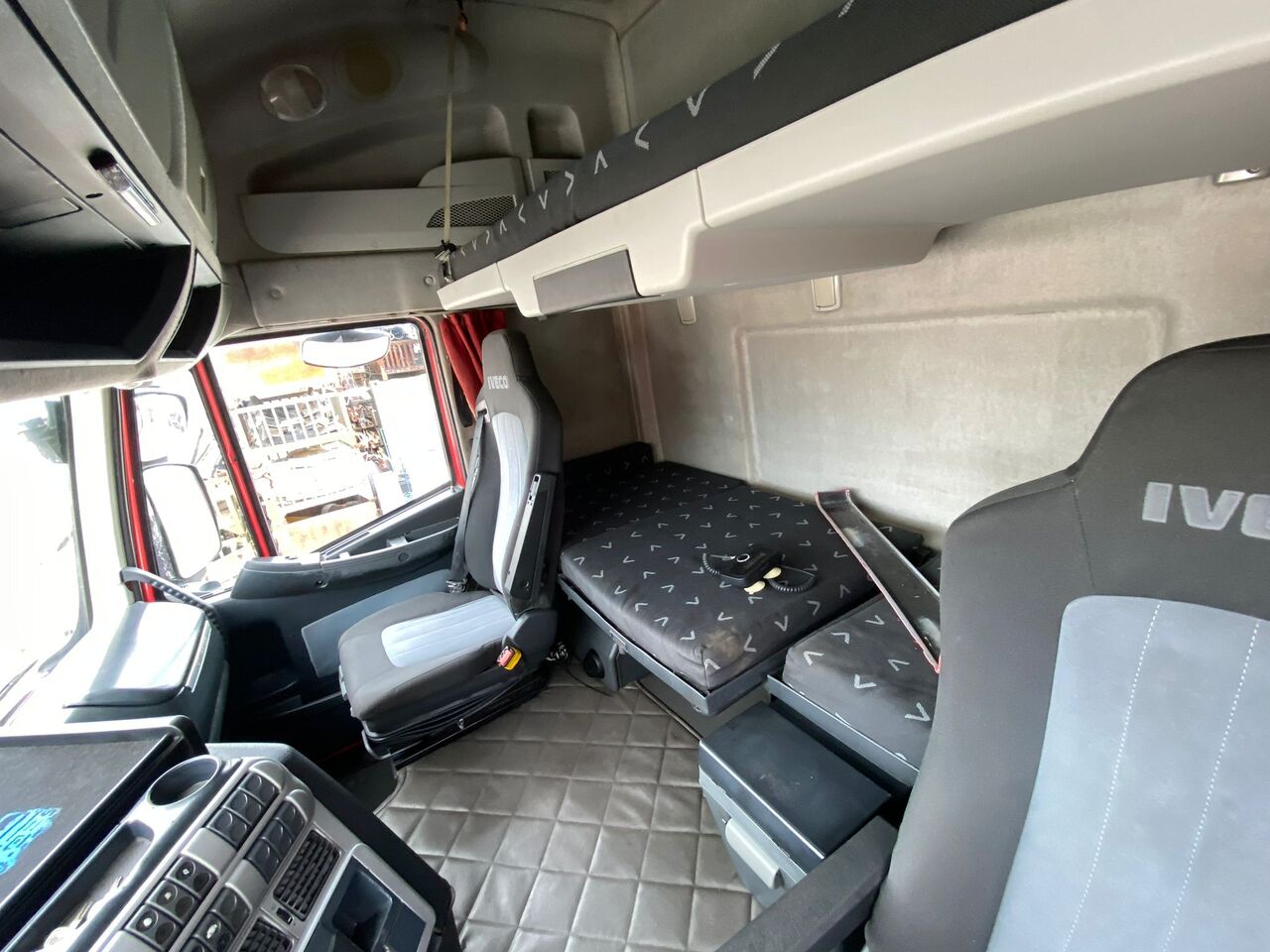 IVECO STRALIS 450 EURO5 AUTOMATIK - Tegljač: slika 4 IVECO STRALIS 450 EURO5 AUTOMATIK - Tegljač: slika 4