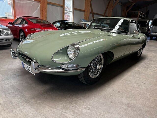 JAGUAR E-Type 4.2 Litre Serie 1.5 FHC Zustand 1... - Automobil: slika 1 JAGUAR E-Type 4.2 Litre Serie 1.5 FHC Zustand 1... - Automobil: slika 1