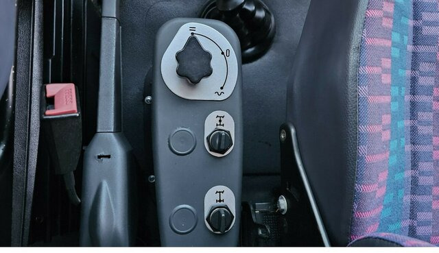 Lizing MERCEDES-BENZ 814 DA T2 Vario 4x4 Allrad... MERCEDES-BENZ 814 DA T2 Vario 4x4 Allrad...: slika 14