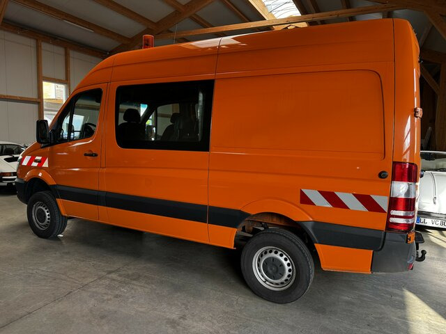 MERCEDES-BENZ Sprinter 316 CDI 4x4 Allrad L2H2 1. Hand! - Furgon, Dostavno vozilo sa duplom kabinom: slika 2 MERCEDES-BENZ Sprinter 316 CDI 4x4 Allrad L2H2 1. Hand! - Furgon, Dostavno vozilo sa duplom kabinom: slika 2