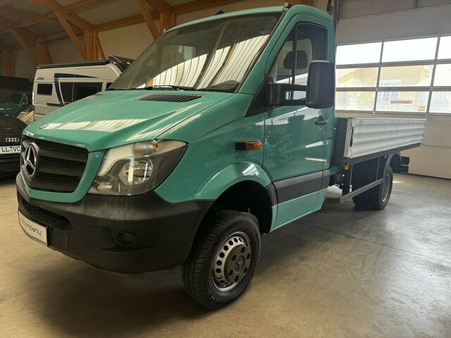 MERCEDES-BENZ Sprinter 513 CDI 4x4 Allrad Pritsche AHK 3.5t - Dostavno vozilo s ravnom platformom: slika 1 MERCEDES-BENZ Sprinter 513 CDI 4x4 Allrad Pritsche AHK 3.5t - Dostavno vozilo s ravnom platformom: slika 1