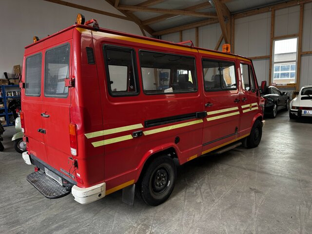 MERCEDES-BENZ T1 310 D Bremer Kombi Feuerwehr1. Hand - Minibus, Putnički kombi: slika 3 MERCEDES-BENZ T1 310 D Bremer Kombi Feuerwehr1. Hand - Minibus, Putnički kombi: slika 3