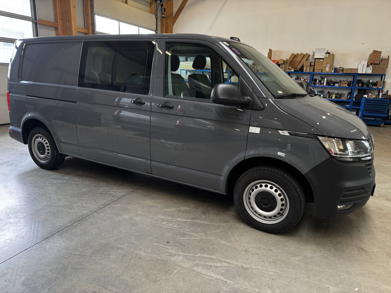 Volkswagen T6.1 lang 5-Sitzer 2.0 TDI 4Motion - Automobil: slika 5 Volkswagen T6.1 lang 5-Sitzer 2.0 TDI 4Motion - Automobil: slika 5