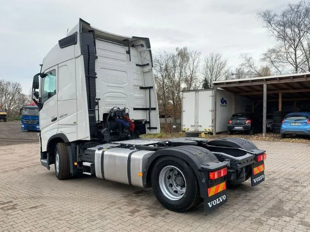 Volvo FH 460 Globetrotter 4x2 | Leasing - Tegljač: slika 2 Volvo FH 460 Globetrotter 4x2 | Leasing - Tegljač: slika 2