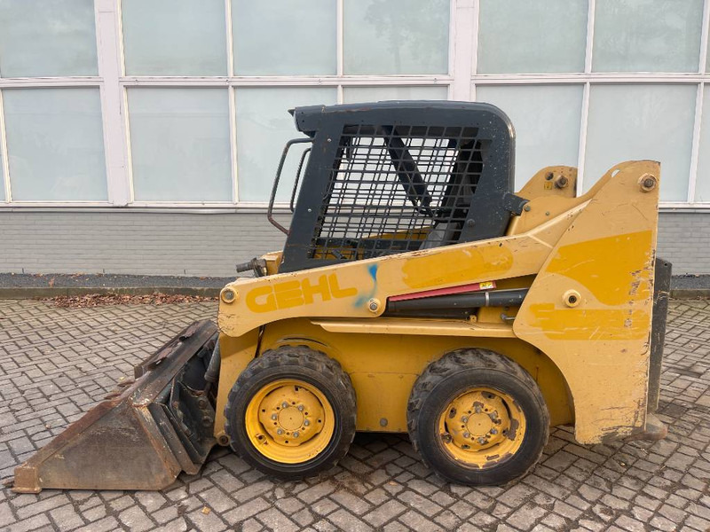 Gehl 3840 E 2015 - Mini utovarivač: slika 1 Gehl 3840 E 2015 - Mini utovarivač: slika 1