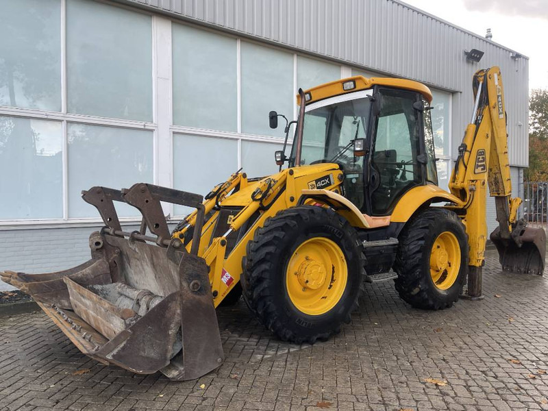 JCB 4 CX 2005 - Bager utovarivač: slika 1 JCB 4 CX 2005 - Bager utovarivač: slika 1