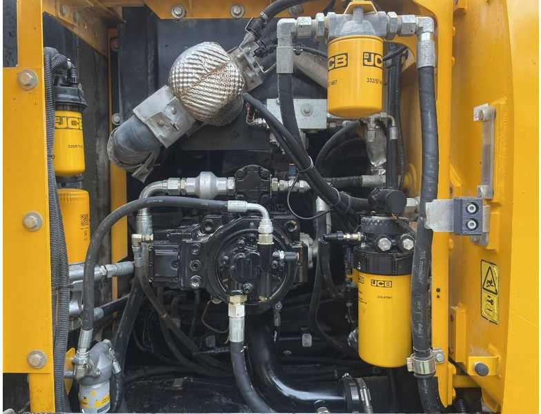 Lizing JCB JS 210 LC 2017 JCB JS 210 LC 2017: slika 15