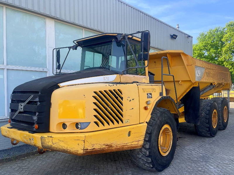Volvo A25E - Zglobni kiper: slika 4 Volvo A25E - Zglobni kiper: slika 4