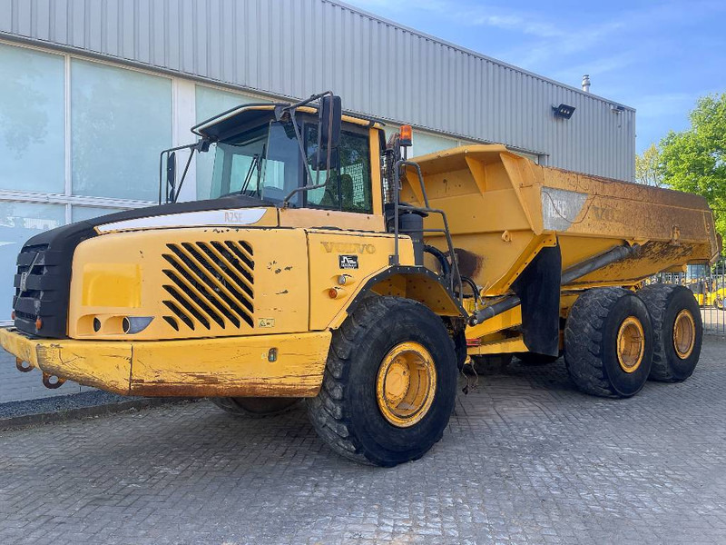 Volvo A25E - Zglobni kiper: slika 5 Volvo A25E - Zglobni kiper: slika 5