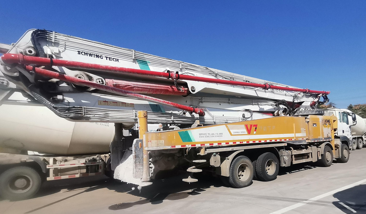 XCMG Factory Second Hand Hydraulic Concrete Pump HB62V 62m Cement Punp Truck For Sale - Auto pumpa za beton: slika 3 XCMG Factory Second Hand Hydraulic Concrete Pump HB62V 62m Cement Punp Truck For Sale - Auto pumpa za beton: slika 3
