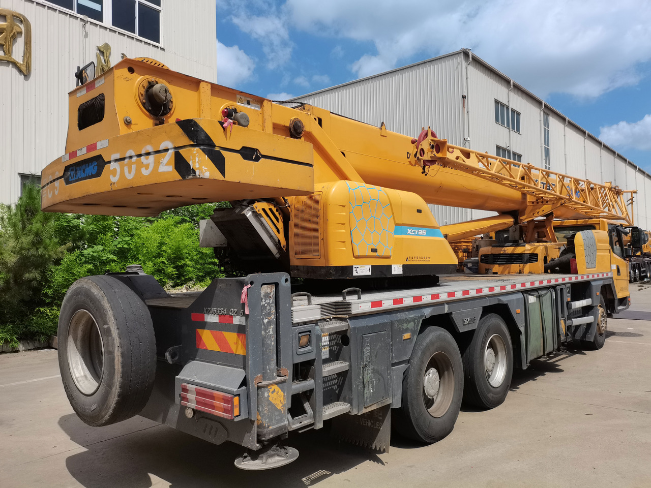 XCMG Manufacturer Second Hand Truck Crane 25 Tons XCT25L5 Mini Mobile Crane With Best Sale - Autodizalica: slika 4 XCMG Manufacturer Second Hand Truck Crane 25 Tons XCT25L5 Mini Mobile Crane With Best Sale - Autodizalica: slika 4