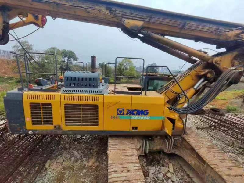 XCMG Official 2020 Year Hydraulic Crawler Drill Rig XR280D Rotary Drilling Rig Price List - Veliki kamon za bušenje: slika 2 XCMG Official 2020 Year Hydraulic Crawler Drill Rig XR280D Rotary Drilling Rig Price List - Veliki kamon za bušenje: slika 2