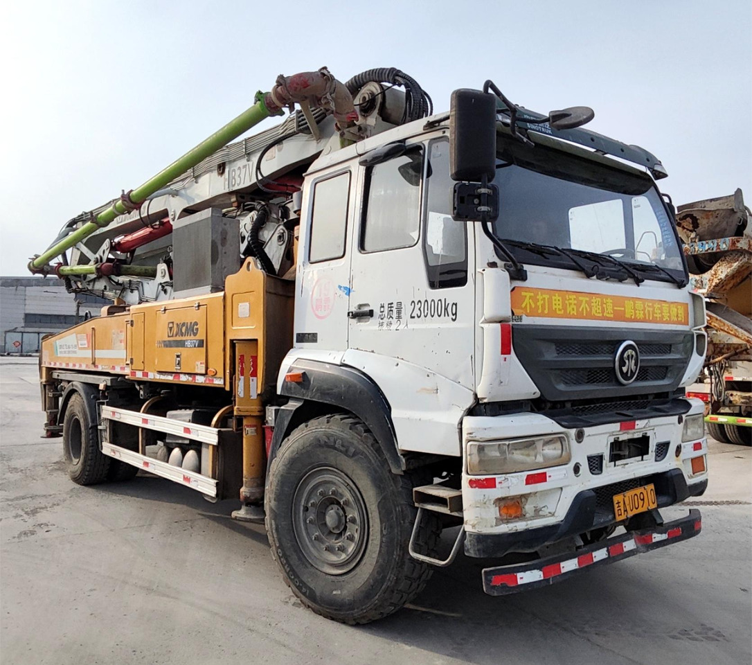 XCMG Official Concrete Machine HB37V Mini Concrete Pump 37m Used Diesel Concrete Mixer Pump Truck Price - Auto pumpa za beton: slika 2 XCMG Official Concrete Machine HB37V Mini Concrete Pump 37m Used Diesel Concrete Mixer Pump Truck Price - Auto pumpa za beton: slika 2