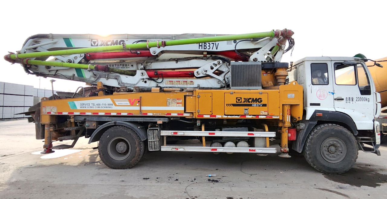 XCMG Official Concrete Machine HB37V Mini Concrete Pump 37m Used Diesel Concrete Mixer Pump Truck Price - Auto pumpa za beton: slika 3 XCMG Official Concrete Machine HB37V Mini Concrete Pump 37m Used Diesel Concrete Mixer Pump Truck Price - Auto pumpa za beton: slika 3