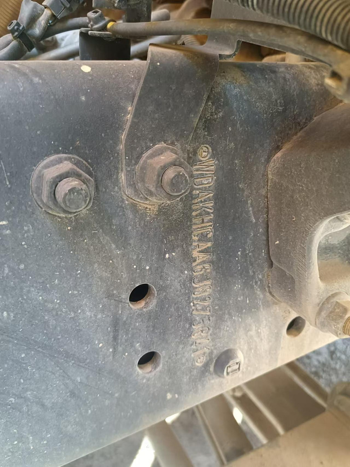 XCMG Official HB50V Used China Concrete Pump Truck 50m Truck-mounted Cconcrete Boom Pump Price - Auto pumpa za beton: slika 5 XCMG Official HB50V Used China Concrete Pump Truck 50m Truck-mounted Cconcrete Boom Pump Price - Auto pumpa za beton: slika 5