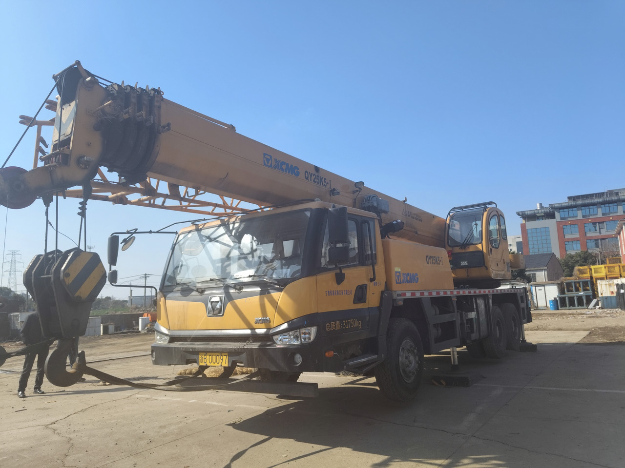 XCMG Official QY25K5-1 Used Truck Mounted Crane 25T Construction Mini Mobile Crane For Sale - Autodizalica: slika 3 XCMG Official QY25K5-1 Used Truck Mounted Crane 25T Construction Mini Mobile Crane For Sale - Autodizalica: slika 3