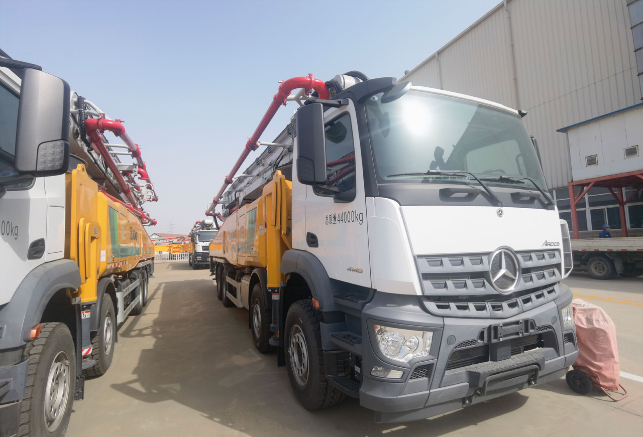XCMG Official Schwing Concrete Pump HB62V Used Telescopic Concrete Pump Truck Price - Auto pumpa za beton: slika 2 XCMG Official Schwing Concrete Pump HB62V Used Telescopic Concrete Pump Truck Price - Auto pumpa za beton: slika 2