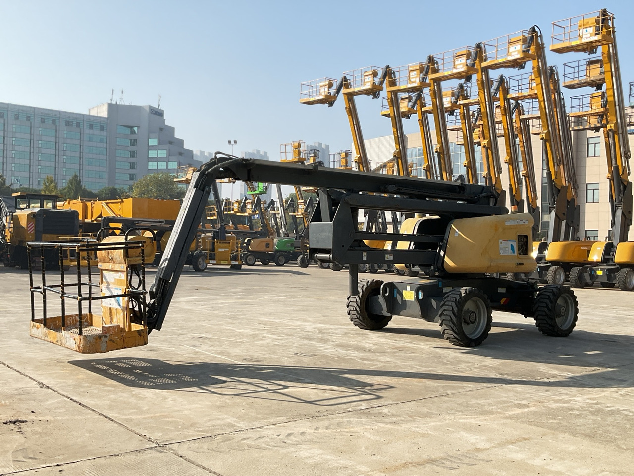 XCMG Official Second Hand Mobile Cherry Picker GTBZ18A1 18m Man Lift Boom Lift Price - Zglobna platforma: slika 4 XCMG Official Second Hand Mobile Cherry Picker GTBZ18A1 18m Man Lift Boom Lift Price - Zglobna platforma: slika 4