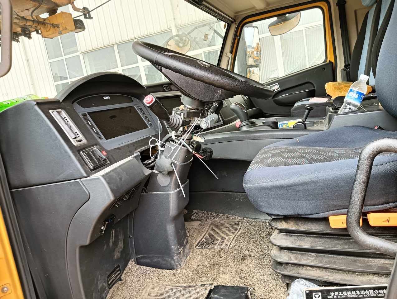 XCMG Official Used Boom Truck Crane XCA300 300t Diesel All Terrain Crane Best Sale - Autokran za sve terene: slika 5 XCMG Official Used Boom Truck Crane XCA300 300t Diesel All Terrain Crane Best Sale - Autokran za sve terene: slika 5