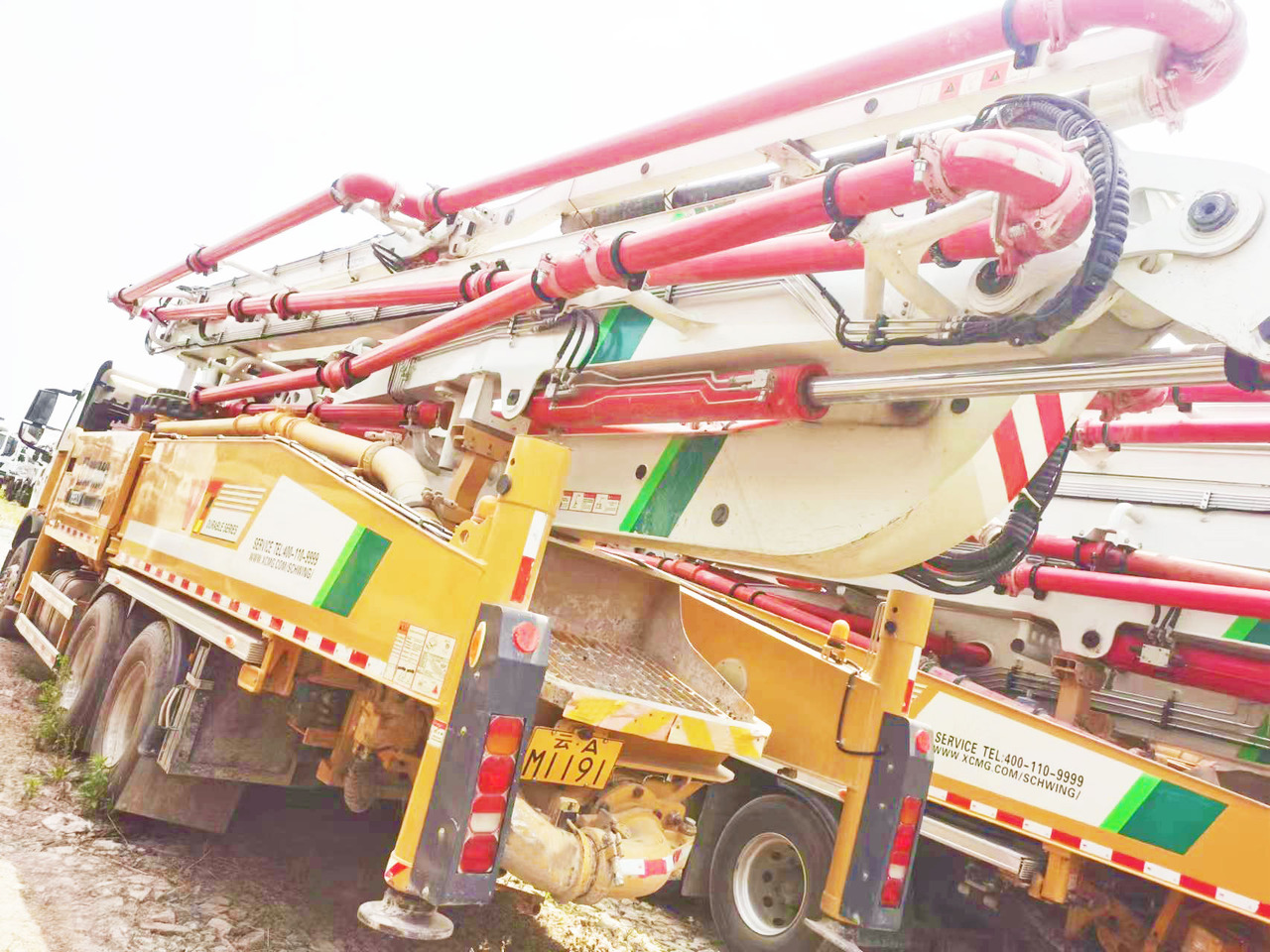 Auto pumpa za beton XCMG Official Used HB52V Schwing 52m Concrete Pump Truck Mounted Boom Concrete Pump Price: slika 6