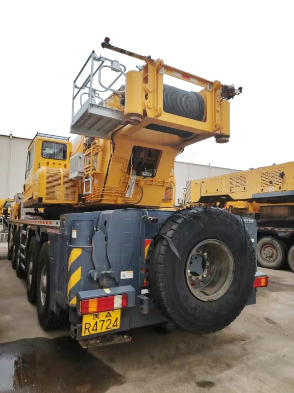 XCMG Official Used Knuckle Boom Truck Crane XCA260 260 Ton Hydraulic Engine Crane Price - Autokran za sve terene: slika 4 XCMG Official Used Knuckle Boom Truck Crane XCA260 260 Ton Hydraulic Engine Crane Price - Autokran za sve terene: slika 4