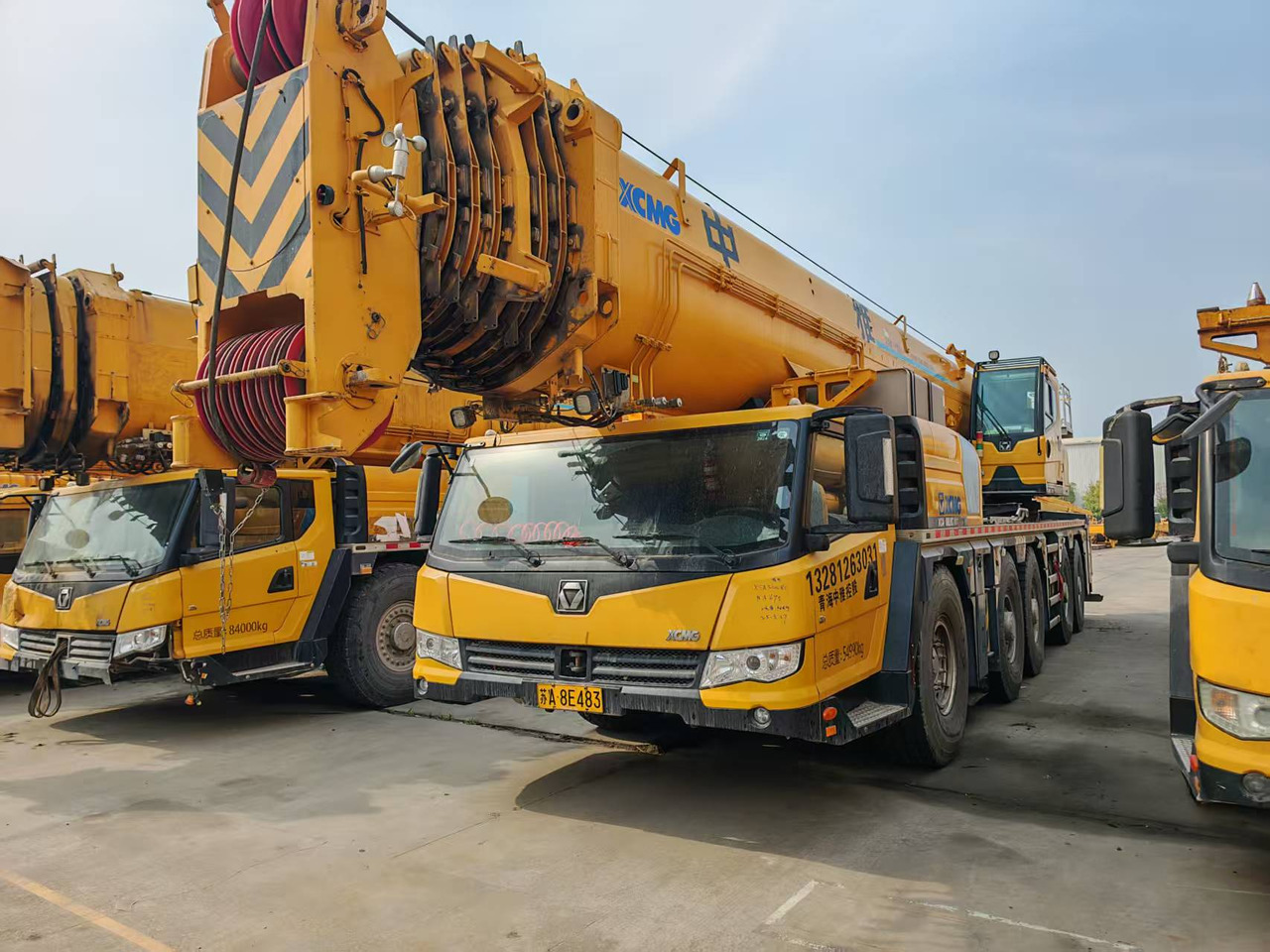 XCMG Official Used Mobile Crane XCA300L8 300Ton 8-Section Truck Crane Hot Sale - Autokran za sve terene: slika 2 XCMG Official Used Mobile Crane XCA300L8 300Ton 8-Section Truck Crane Hot Sale - Autokran za sve terene: slika 2