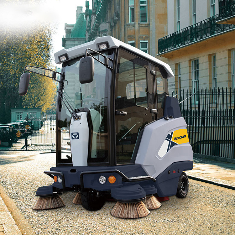 XCMG Official XGHD160ASAC Road Street Sweeper Truck Ride On Floor Sweeper - Autočistilica: slika 2 XCMG Official XGHD160ASAC Road Street Sweeper Truck Ride On Floor Sweeper - Autočistilica: slika 2