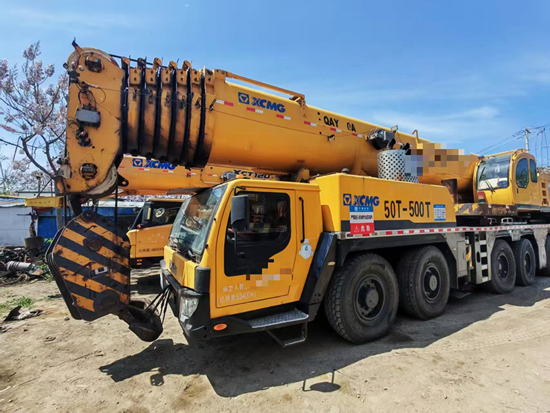 XCMG QAY260 260ton used all terrain mobile hydraulic truck crane price - Autokran za sve terene: slika 5 XCMG QAY260 260ton used all terrain mobile hydraulic truck crane price - Autokran za sve terene: slika 5