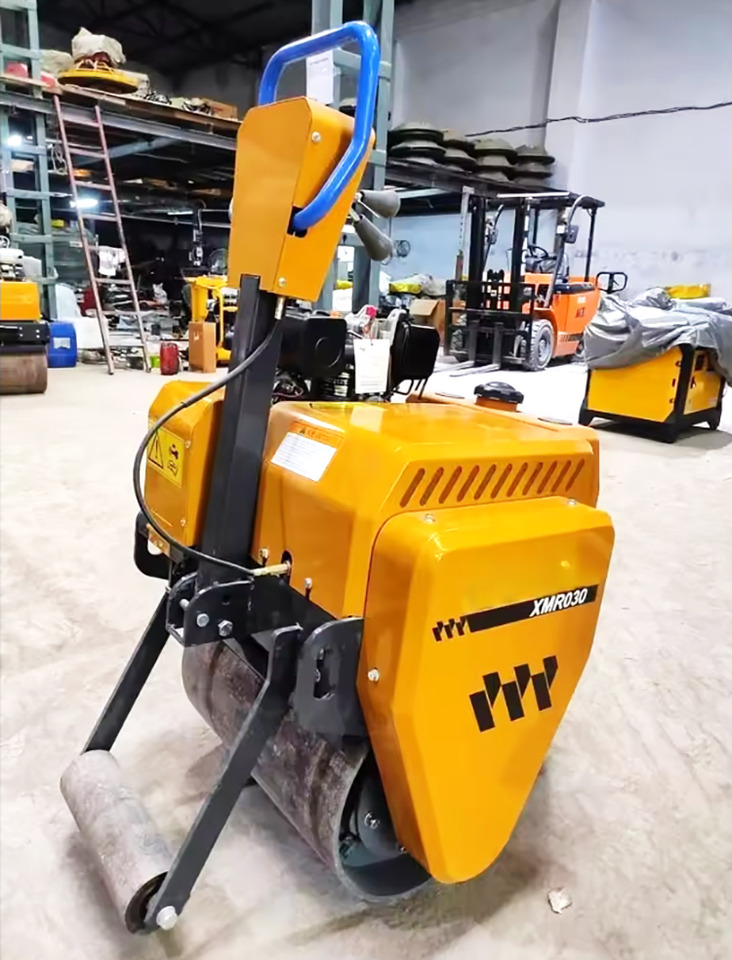 XCMG XMR030 small mini light single drum vibratory road roller - Mini valjak: slika 5 XCMG XMR030 small mini light single drum vibratory road roller - Mini valjak: slika 5