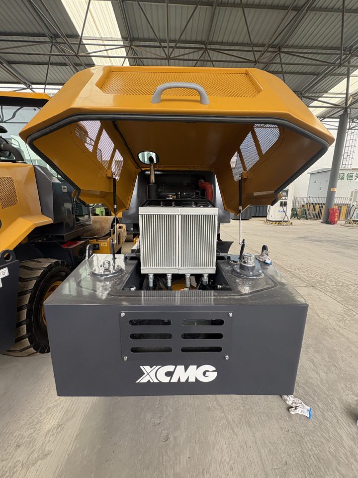 Valjak za puteve XCMG XS600J 6 ton small single drum Vibratory road Roller: slika 9