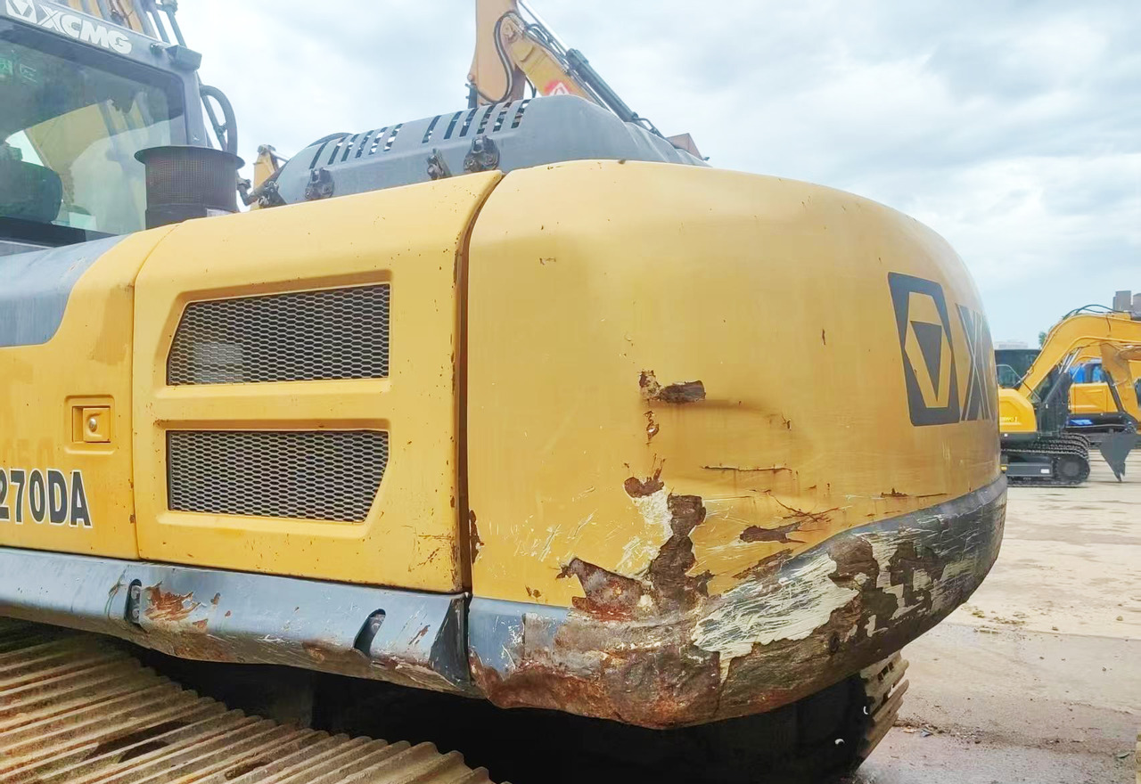 XCMG used 27ton crawler excavator XE270DK price - Bager guseničar: slika 4 XCMG used 27ton crawler excavator XE270DK price - Bager guseničar: slika 4