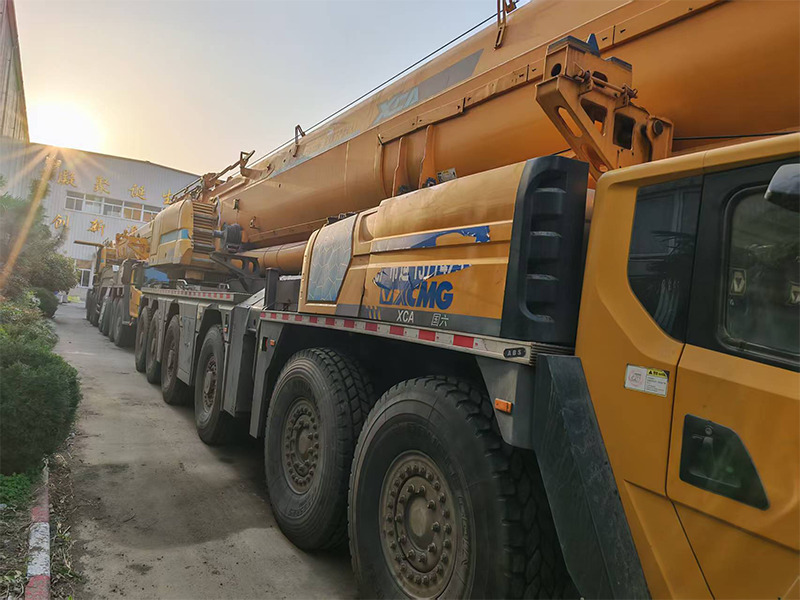 XCMG used XCA460 460ton mobile hydraulic all terrain crane price - Autokran za sve terene: slika 2 XCMG used XCA460 460ton mobile hydraulic all terrain crane price - Autokran za sve terene: slika 2