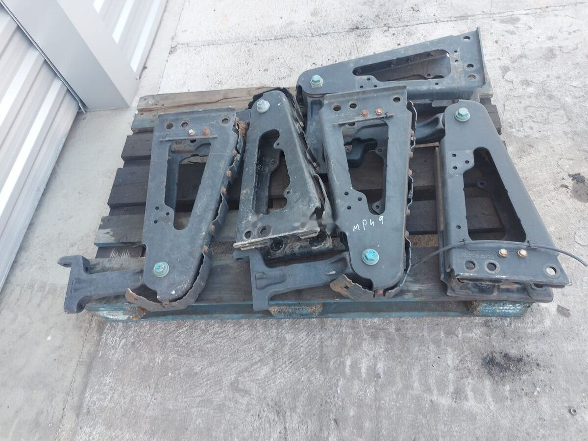 Cabin suspension A   Mercedes-Benz ACTROS MP4 truck - Oslanjanje kabine za Kamion: slika 2 Cabin suspension A   Mercedes-Benz ACTROS MP4 truck - Oslanjanje kabine za Kamion: slika 2